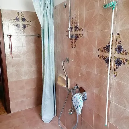 La Rosa بيت للعطل Roncola